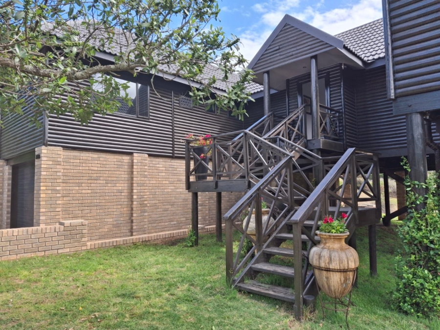 4 Bedroom Property for Sale in Dolphin Creek Golf Estate Western Cape